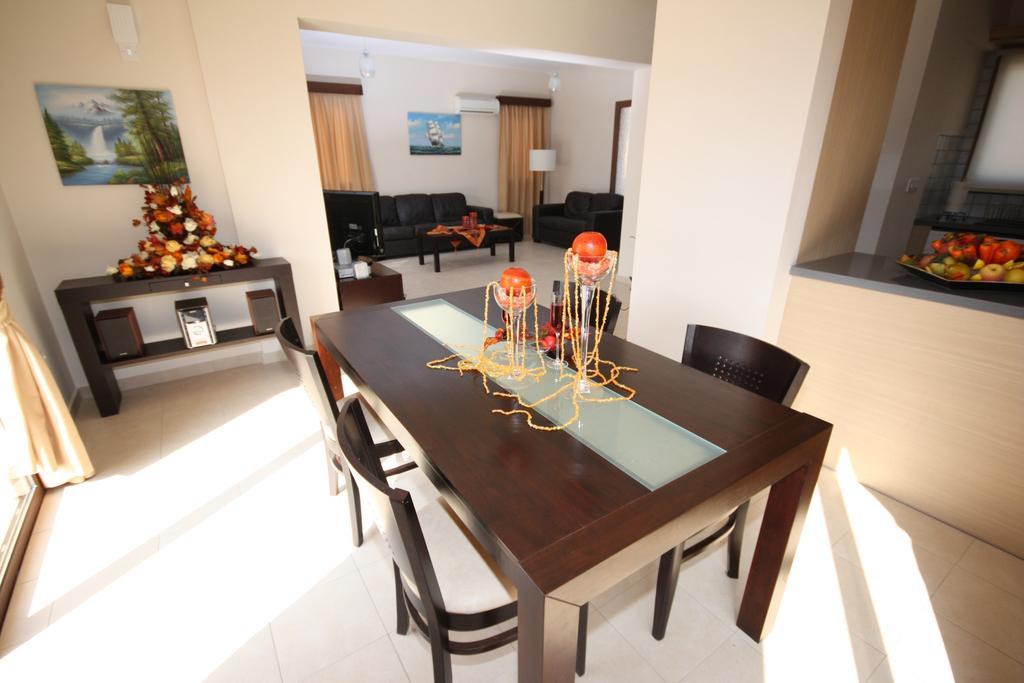 Holidays Villas Pissouri Quarto foto